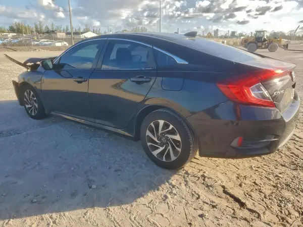 19XFC2F70HE005879 2017 HONDA CIVIC - Image 2