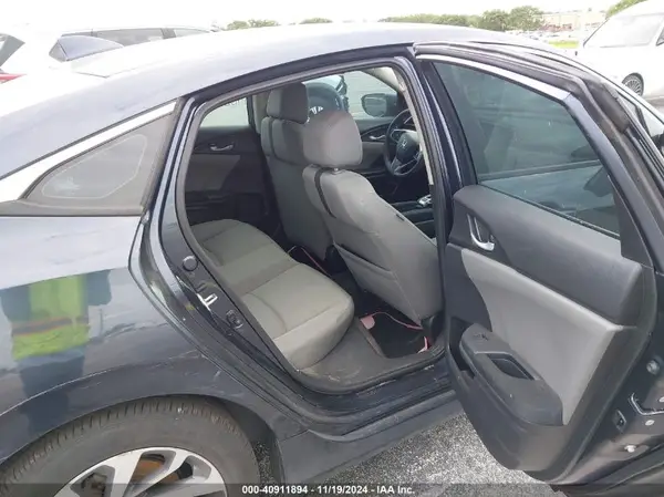 19XFC2F70HE020219 2017 HONDA CIVIC - Image 8
