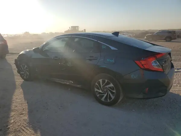 19XFC2F70HE030927 2017 HONDA CIVIC - Image 2
