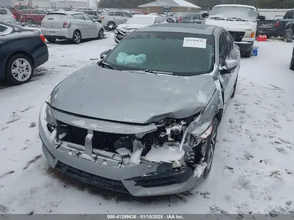 19XFC2F70HE040079 2017 HONDA CIVIC - Image 2