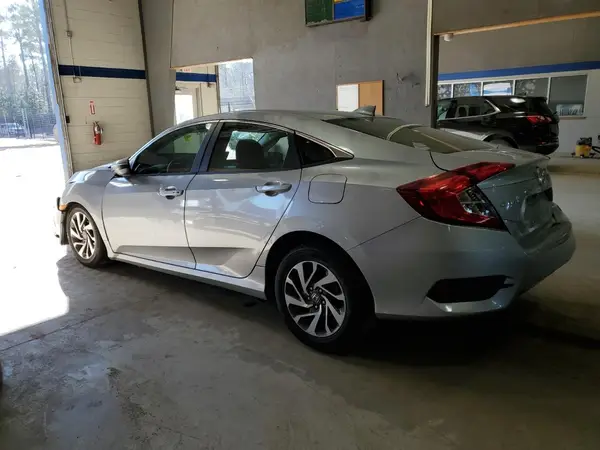 19XFC2F70HE055195 2017 HONDA CIVIC - Image 2
