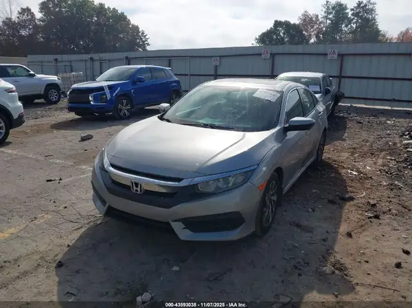 19XFC2F70HE063149 2017 HONDA CIVIC - Image 2
