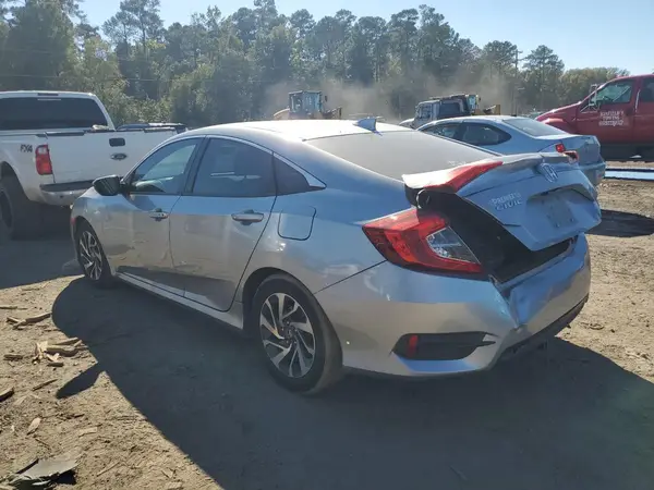 19XFC2F70HE067072 2017 HONDA CIVIC - Image 2