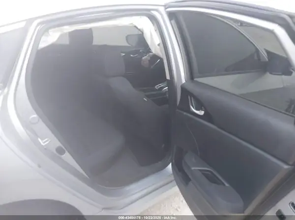19XFC2F70HE079657 2017 HONDA CIVIC - Image 8