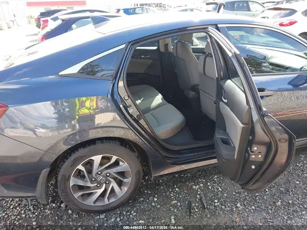 19XFC2F70HE201854 2017 HONDA CIVIC - Image 8
