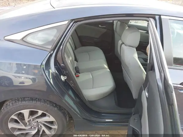 19XFC2F70HE208562 2017 HONDA CIVIC - Image 8