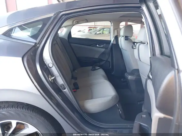 19XFC2F70HE217262 2017 HONDA CIVIC - Image 8