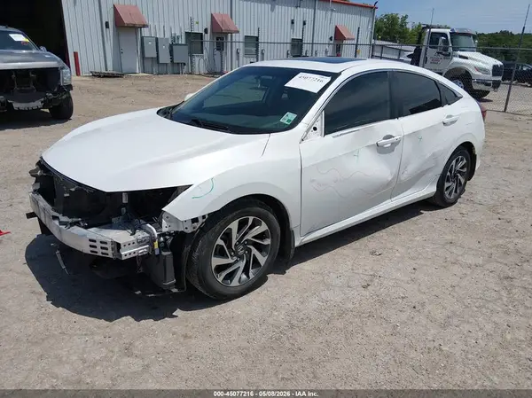 19XFC2F70JE005290 2018 HONDA CIVIC - Image 2