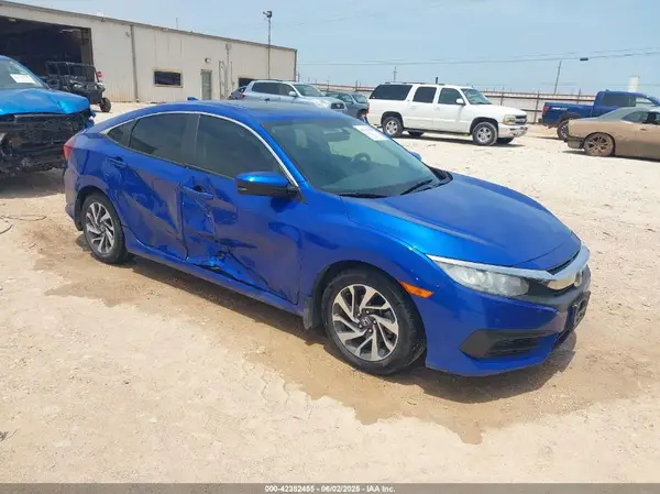 19XFC2F70JE006195 2018 HONDA CIVIC - Image 1