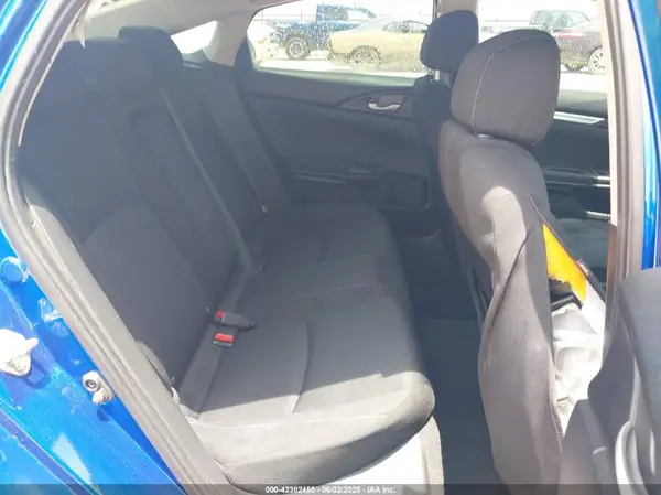 19XFC2F70JE006195 2018 HONDA CIVIC - Image 8