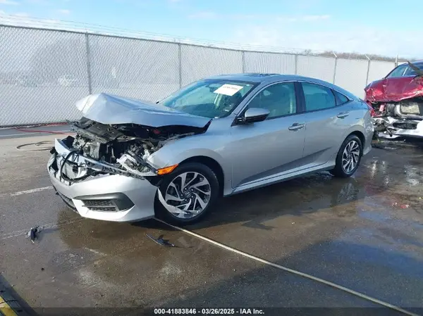 19XFC2F70JE007329 2018 HONDA CIVIC - Image 2