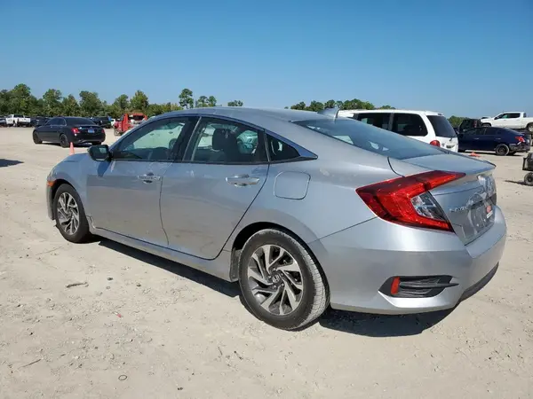 19XFC2F70JE027497 2018 HONDA CIVIC - Image 2