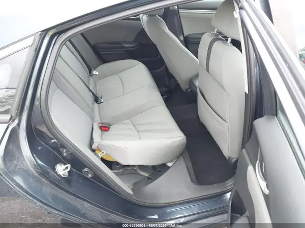 19XFC2F70JE028469 2018 HONDA CIVIC - Image 8