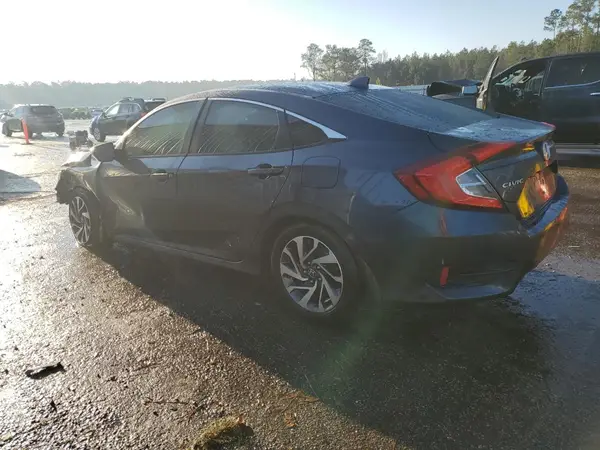 19XFC2F70JE031372 2018 HONDA CIVIC - Image 2