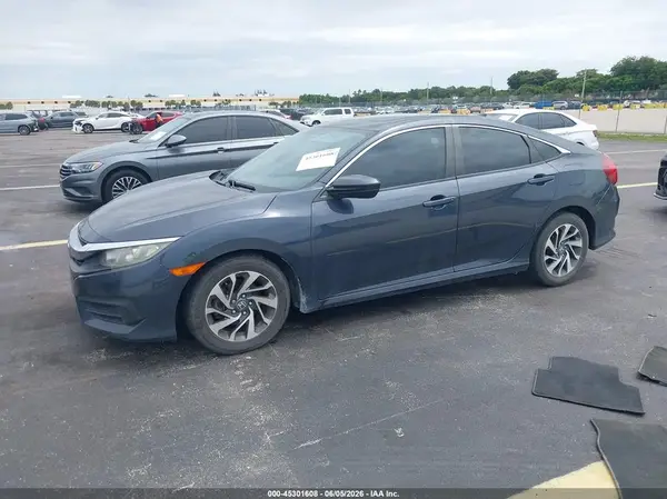 19XFC2F70JE031680 2018 HONDA CIVIC - Image 2
