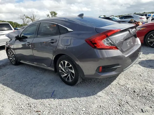 19XFC2F70JE035809 2018 HONDA CIVIC - Image 2