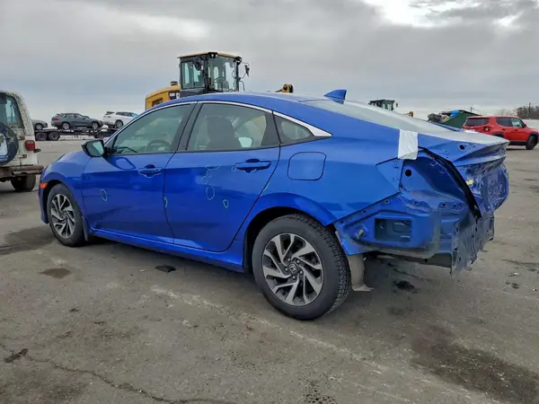 19XFC2F70JE039519 2018 HONDA CIVIC - Image 2