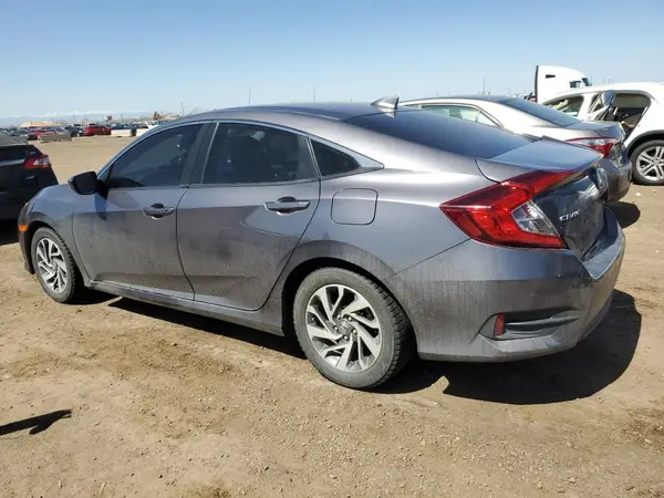 19XFC2F70JE043957 2018 HONDA CIVIC - Image 2