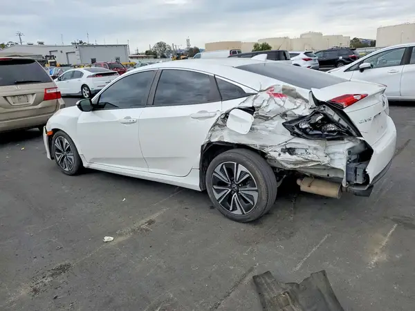 19XFC2F70JE206929 2018 HONDA CIVIC - Image 2