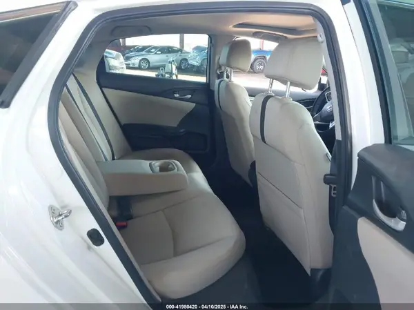 19XFC2F71GE001550 2016 HONDA CIVIC - Image 8