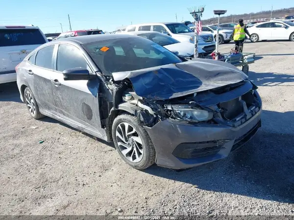 19XFC2F71GE002276 2016 HONDA CIVIC - Image 1