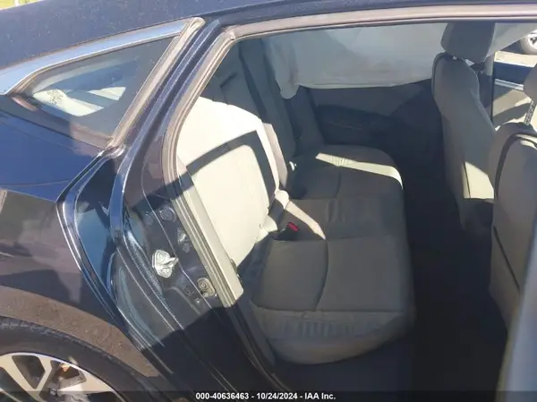 19XFC2F71GE002827 2016 HONDA CIVIC - Image 8
