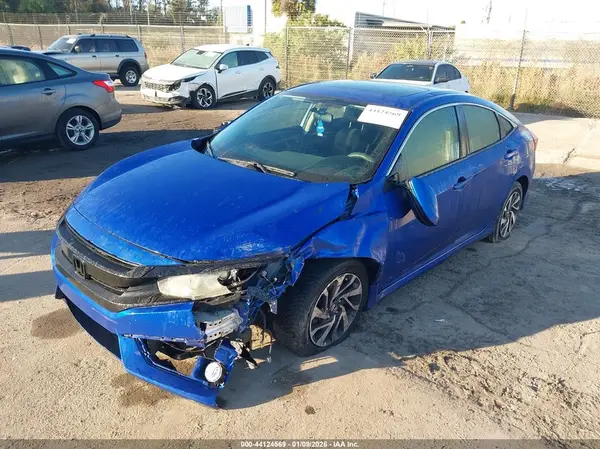 19XFC2F71GE008465 2016 HONDA CIVIC - Image 2