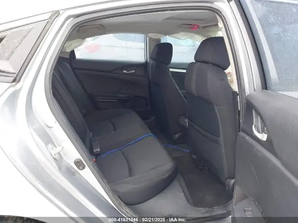 19XFC2F71GE011690 2016 HONDA CIVIC - Image 8