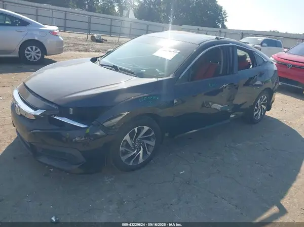 19XFC2F71GE030689 2016 HONDA CIVIC - Image 2