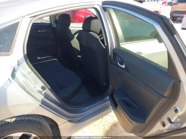 19XFC2F71GE032720 2016 HONDA CIVIC - Image 8
