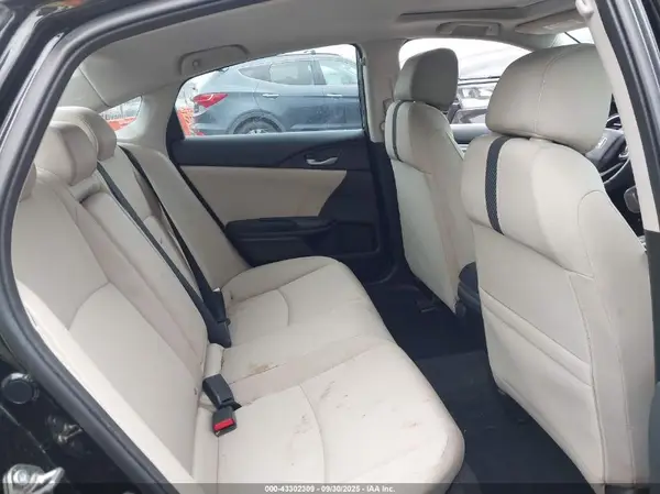 19XFC2F71GE055706 2016 HONDA CIVIC - Image 8