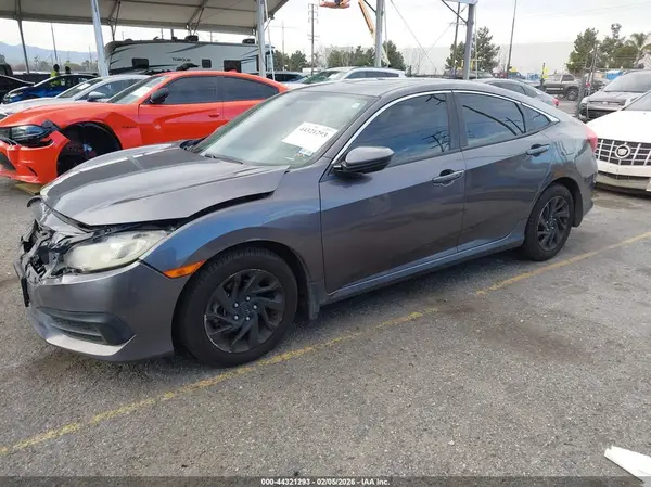 19XFC2F71GE062364 2016 HONDA CIVIC - Image 2