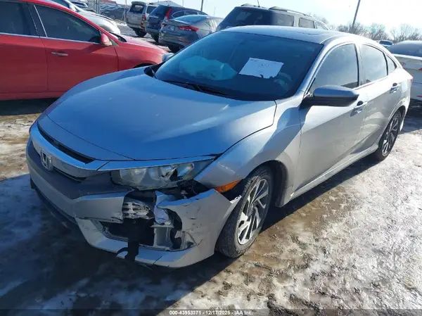 19XFC2F71GE075700 2016 HONDA CIVIC - Image 2