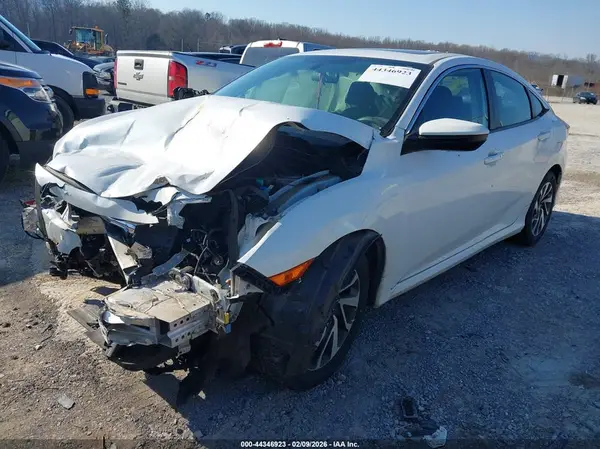 19XFC2F71GE083845 2016 HONDA CIVIC - Image 2