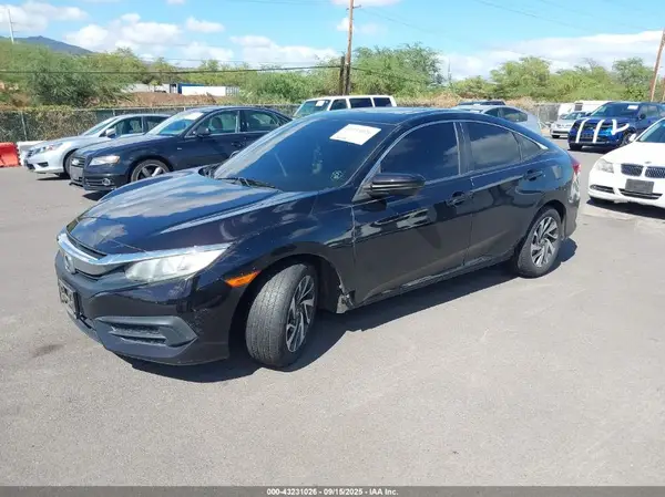 19XFC2F71GE089256 2016 HONDA CIVIC - Image 2