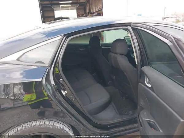 19XFC2F71GE090259 2016 HONDA CIVIC - Image 8
