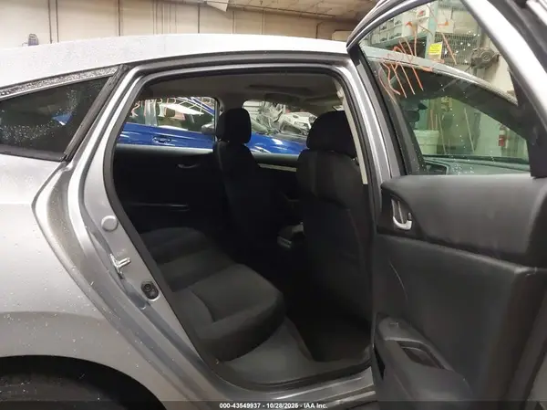 19XFC2F71GE203062 2016 HONDA CIVIC - Image 8
