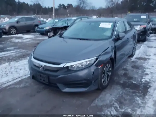 19XFC2F71GE204244 2016 HONDA CIVIC - Image 2