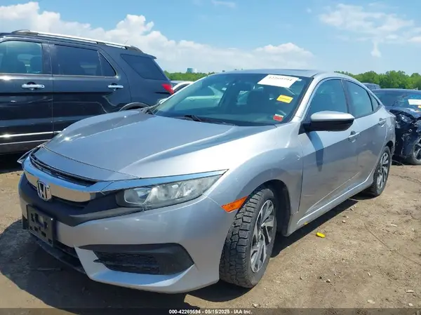 19XFC2F71GE209394 2016 HONDA CIVIC - Image 2