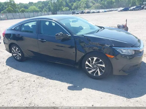 19XFC2F71GE215955 2016 HONDA CIVIC - Image 1