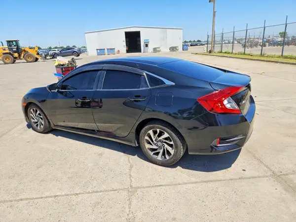 19XFC2F71GE229886 2016 HONDA CIVIC - Image 2