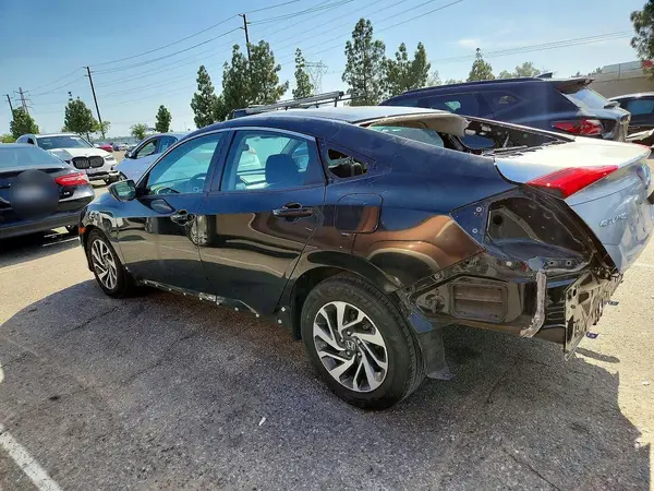19XFC2F71GE231671 2016 HONDA CIVIC - Image 2