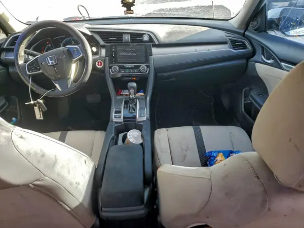 19XFC2F71HE030712 2017 HONDA CIVIC - Image 8