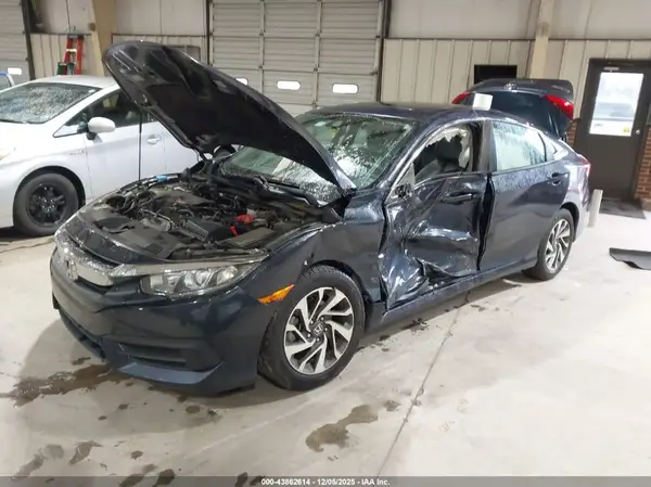 19XFC2F71HE042150 2017 HONDA CIVIC - Image 2