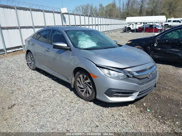 19XFC2F71HE054105 2017 HONDA CIVIC - Image 1