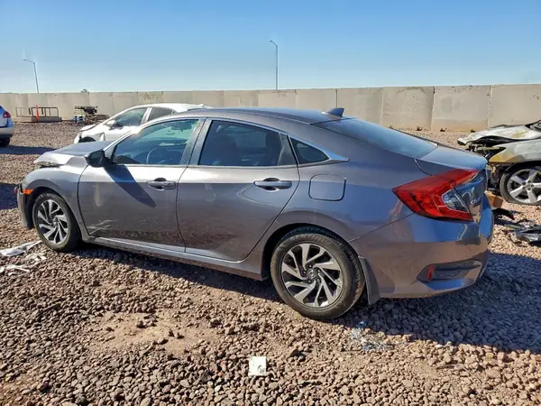 19XFC2F71HE056260 2017 HONDA CIVIC - Image 2