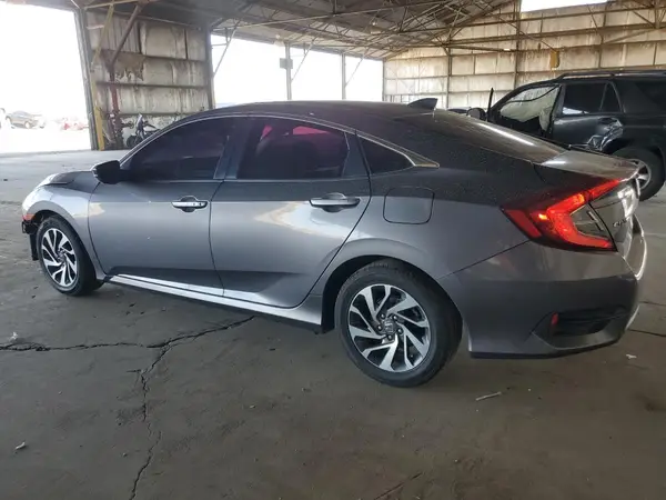 19XFC2F71HE059028 2017 HONDA CIVIC - Image 2