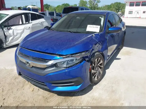 19XFC2F71HE059143 2017 HONDA CIVIC - Image 2