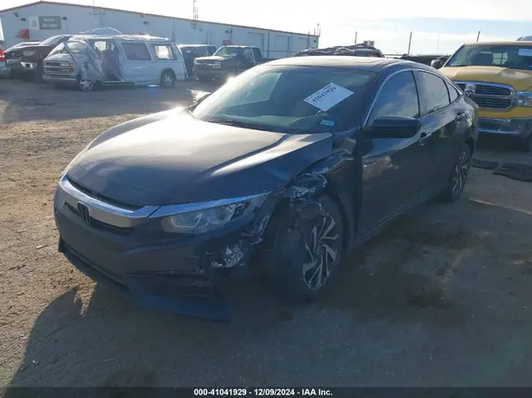 19XFC2F71HE066982 2017 HONDA CIVIC - Image 2