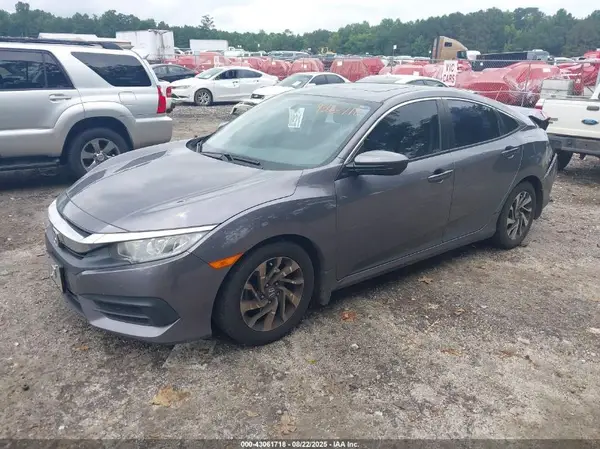 19XFC2F71HE067985 2017 HONDA CIVIC - Image 2